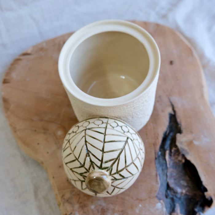 Jar Gustirna